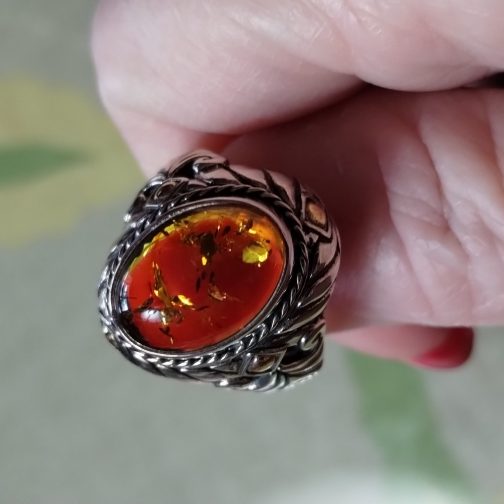 Never worn Bali gold amber ring